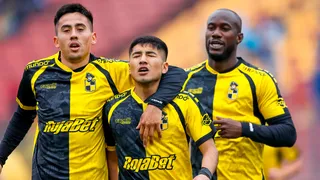 Coquimbo Unido sigue escapado como líder y complica con el descenso a Limache