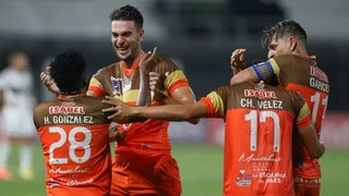 Delfín sorprendió a Olimpia en Paraguay y clasificó a octavos de la Copa Libertadores