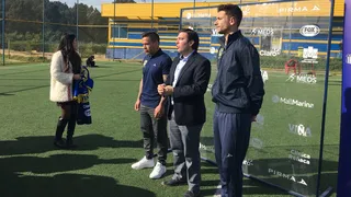 Everton presentó a dos refuerzos y enviará a préstamo a Eduardo Lobos