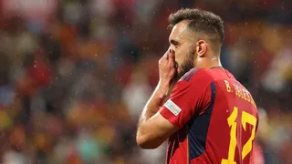 Delantero de Betis renunció a la selección mientras sigaRubiales en la Federación