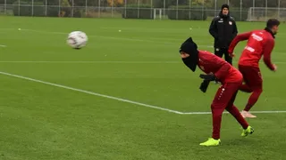 Técnico de Bayer Leverkusen: Aránguiz todavía no está listo para la acción