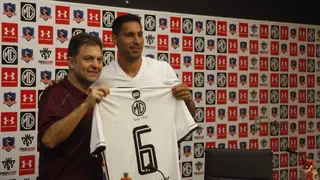 Insaurralde sobre la Libertadores: Hay que ir paso a paso para dejar a Colo Colo en lo más alto