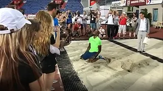 Usain Bolt mostró sus aptitudes en el salto largo y envió mensaje: No tienes que probarle nada a nadie