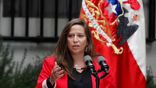 Ministra del Deporte: Lo que sucedió en el encuentro entre Colo Colo y la U es indigno