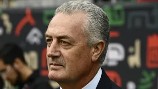 Gustavo Alfaro afirmó que Ecuador debe aprender a ser intenso todo el partido