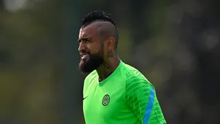 Medio italiano aseguró que Arturo Vidal se perderá el duelo de Inter con Fiorentina