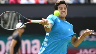 Cristian Garin perdió ante un inspirado Matteo Berrettini y se despidió del Masters de Shanghai