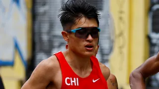 Hugo Catrileo logró récord nacional con tremenda actuación en el Maratón de Houston