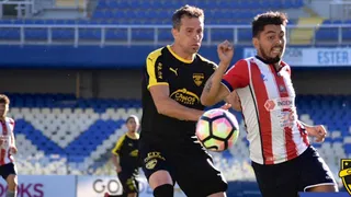 Fernández Vial cedió terreno en lo alto de la Segunda División tras igualar con Linares