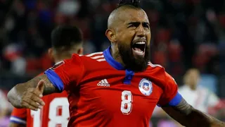 El festejo de Arturo Vidal tras el triunfo de la Roja ante Paraguay: “A seguir soñando carajo”