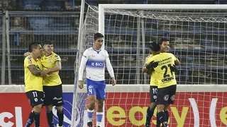 Alexander Oroz se paseó por el área de la UC y Carlos Espinosa anotó el segundo para Iquique