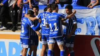 Godoy Cruz de Thomas Galdames venció sobre la hora a Platense en la liga argentina