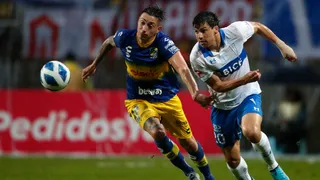 La UC no pasó del empate contra Everton pese a contar más de un tiempo con un jugador más