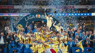 Reinaldo Navia aconsejó a Valdés y Lichnovsky de cara a la Copa América