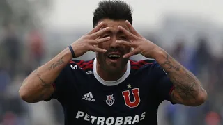 Espinoza marcó un “recontragolazo” para la U en el choque con Palestino y así lo narró Ernesto Díaz Correa