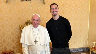 El Papa Francisco recibió a Zlatan Ibrahimovic en el Vaticano