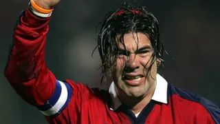 Así narró Al Aire Libre el tanto que transformó a goleador histórico de la Roja a Marcelo Salas