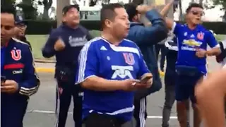 El aliento de los hinchas de Universidad de Chile en Perú previo al debut en Copa Libertadores