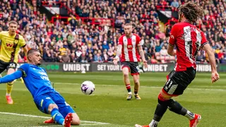 Sheffield contó con Brereton en una derrota que lo dejó más cerca del descenso