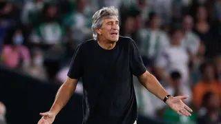 Manuel Pellegrini explicó citación de Bravo: Estará con el plantel porque quiere hacerlo