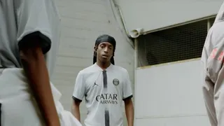 PSG presentó su camiseta alternativa para la temporada 2022-23