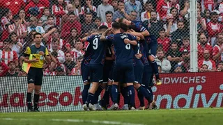 El chileno Matías Catalán marcó en el clásico entre Talleres e Instituto en Argentina