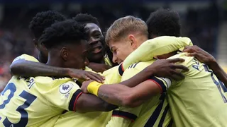 Arsenal tumbó a domicilio a Leicester y escaló a los primeros lugares de la Premier