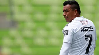 Esteban Paredes: Nunca imaginé salir así de Colo Colo, me siento traicionado por Mosa