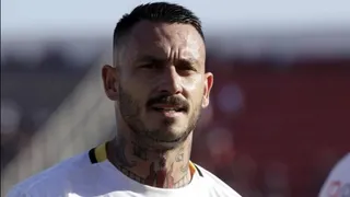 Mauricio Pinilla donó dinero para ayudar a familias pobres de Palermo