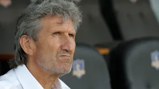 Daniel Morón juega al misterio con posible llegada de Mauricio Isla a Colo Colo