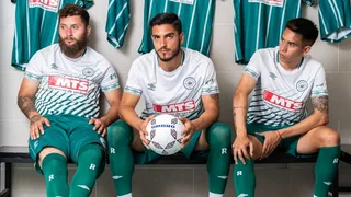 Salió a la venta la camiseta de Rodelindo Román de Arturo Vidal