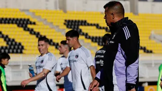 ¿Quién reemplaza a Jorge Almirón en el Colo Colo vs La Calera?