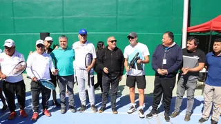 Nicolás Massú y Hans Gildemeister realizaron clínicas de tenis en La Ligua y Petorca