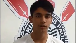El impresionante remate de Angelo Araos que casi termina en gol en su debut por Corinthians