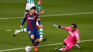 ¿Cuántas recibirá Bravo? Regalarán cervezas a porteros a los que Messi le anotó en Barcelona