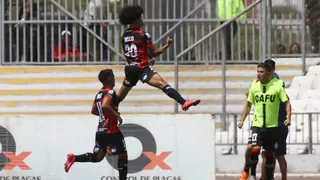 Eduard Bello igualó de penal para Antofagasta ante Universidad Católica