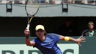 Nicolás Jarry y Julio Peralta intentan avanzar a octavos de final en Roland Garros