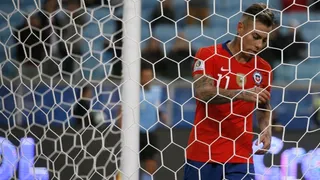 El histórico Sergio Navarro cargó contra Eduardo Vargas por el penal: “Fue vergonzoso”