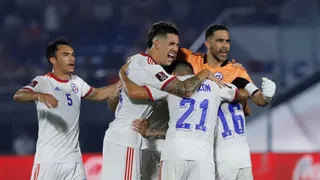 El Uno a Uno de Chile: Alexis Sánchez empujó al equipo y Eugenio Mena fue el más regular