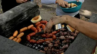 Claudio Orrego reiteró petición de no hacer asados “pese a las tallas”