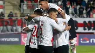 Se niega a bajar de la pelea: Curicó Unido derribó a Unión La Calera y sigue al acecho