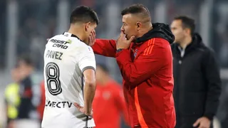 Sin su capitán: Jorge Almirón definió el once de Colo Colo para enfrentar a Deportes Iquique