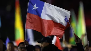 Tamara Leonelli y Vicente Almonacid lideraron el desfile del Team ParaChile en el Nacional