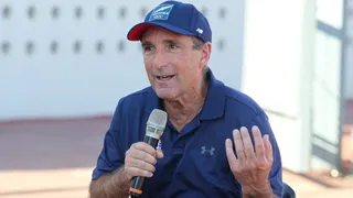 El fin de una era: Sergio “Cachito” Vigil dejará la banca de Las Diablas