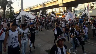 Hinchas de Alianza Lima llegaron en masa al Monumental para el duelo con Palestino
