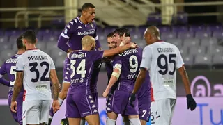 Fiorentina con Erick Pulgar logró ajustado triunfo ante Crotone de Luis Rojas