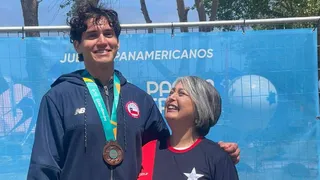 La historia del medallista de oro Nahuel Reyes: Su madre murió cuando viajaba a representar a Chile