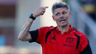 Fernando Ortiz resuelve su última duda: define la formación de Colo Colo para el Superclásico ante U de Chile