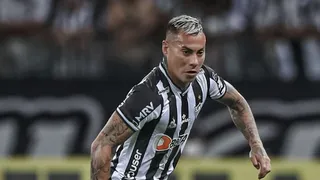 ¡Qué golazo! Eduardo Vargas la clavó en el ángulo en triunfo de Atlético Mineiro