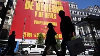 El polémico cartel desplegado en Madrid para promocionar la vuelta de la Copa Davis